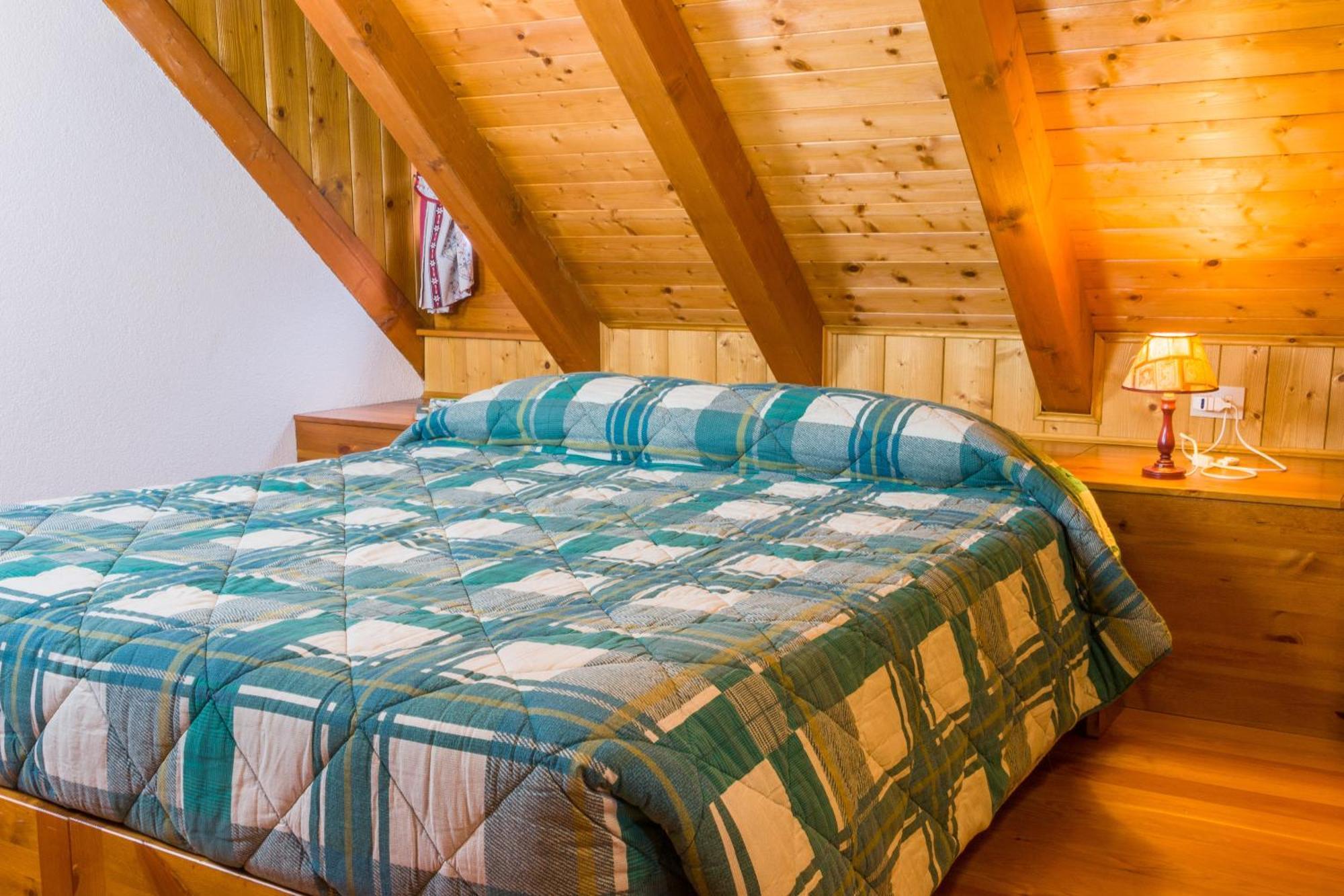 Agriturismo Pian Dei Tass Barcis Eksteriør billede