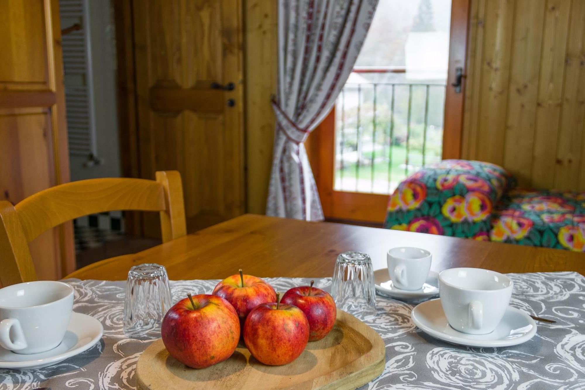 Agriturismo Pian Dei Tass Barcis Eksteriør billede